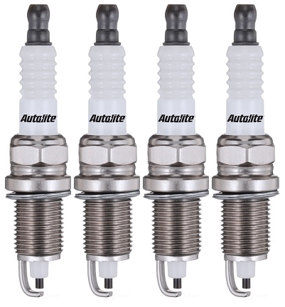 SET OF 4 AUTOLITE SPARK PLUGS TO SUIT NISSAN URVAN E24 Z24 2.4L I4