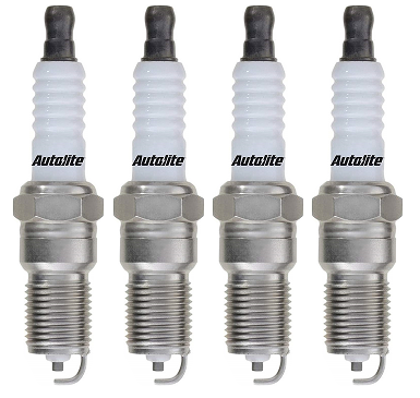 SET OF 4 AUTOLITE SPARK PLUGS TO SUIT NISSAN URVAN E24 Z24 2.4L I4